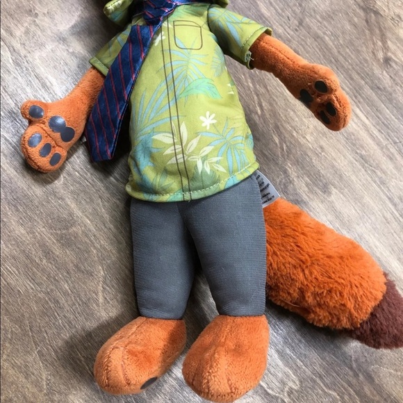 Zootopia Nick Wilde Fox Plush - Picture 2 of 6